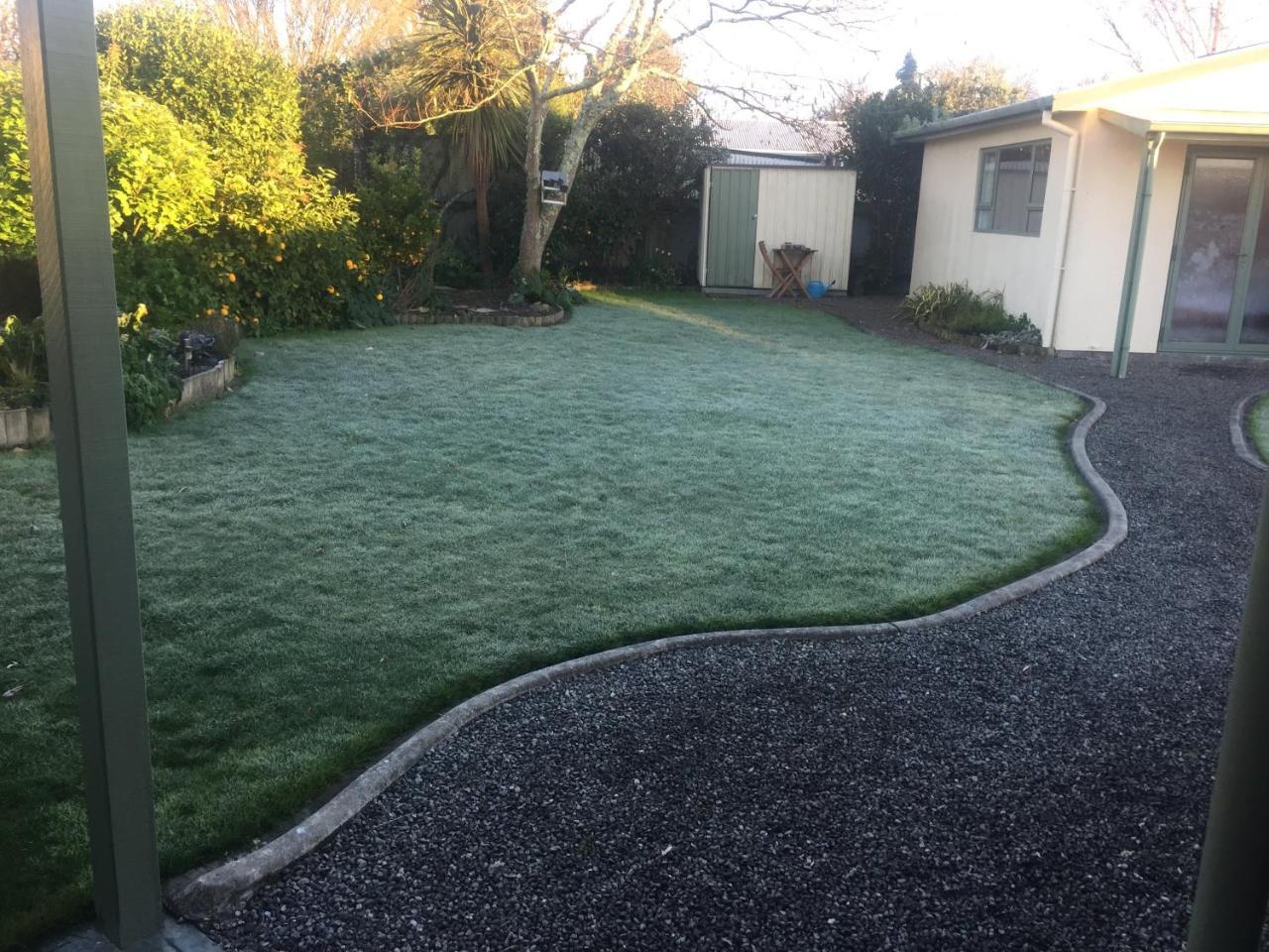 Cosy, Central Greytown Sleepout Exterior photo